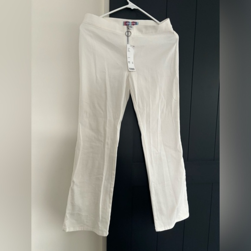 Urban Outfitters size 2 pants white never worn NWT - Picture 2 of 4